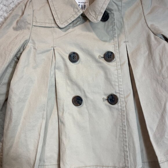 Baby Gap Baby Girls Tan Pleated‎ Pea Trench Coat Size 6-12 mos - Picture 3 of 8